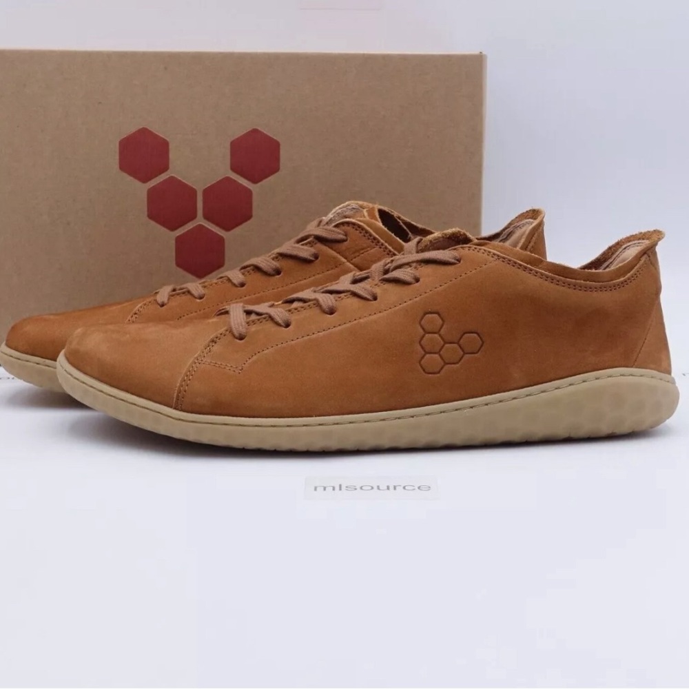 NWOT! Vivo Barefoot Geo Court III